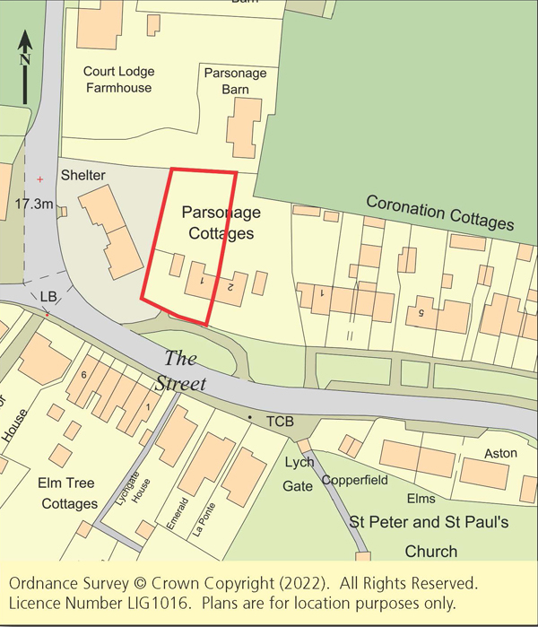 Lot: 32 - SEMI-DETACHED COTTAGE WITH POTENTIAL FOR EXTENSION ON LARGE PLOT -